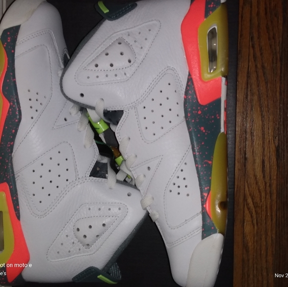 Air Jordan 6 'Bright Mango' - Picture 9 of 11